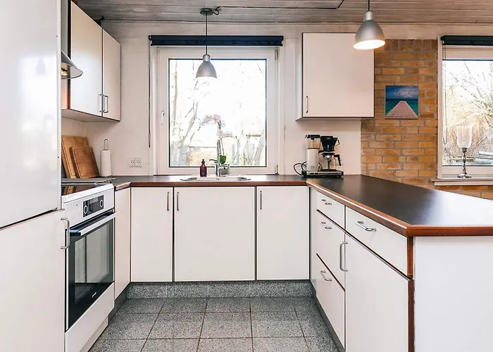 Ferienhaus 4 Star In *